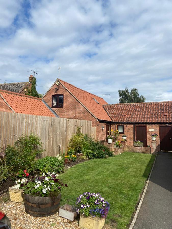 Willow Tree Cottages Newark-on-Trent  Luaran gambar