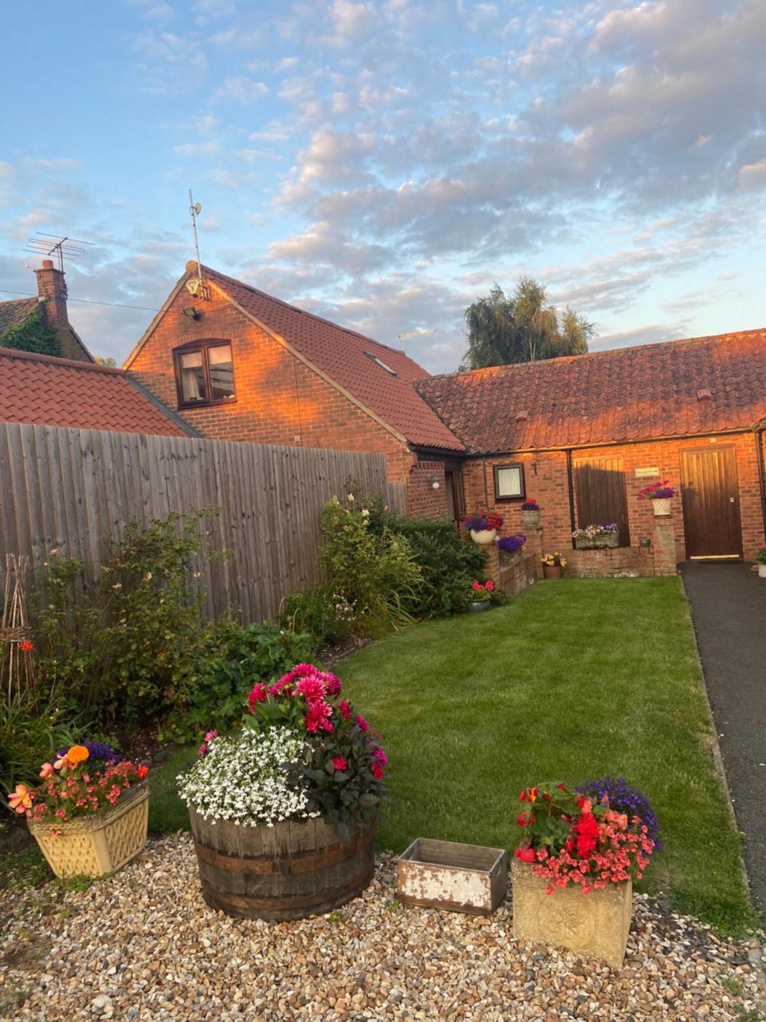 Willow Tree Cottages Newark-on-Trent  Luaran gambar